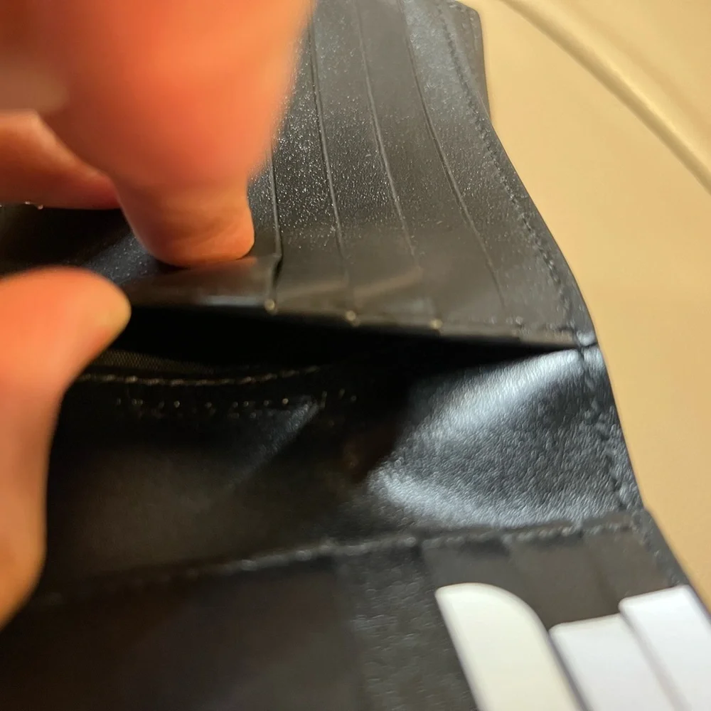 Saint Laurent Cassandre East/West wallet in smooth leather - Picture 11 of 11